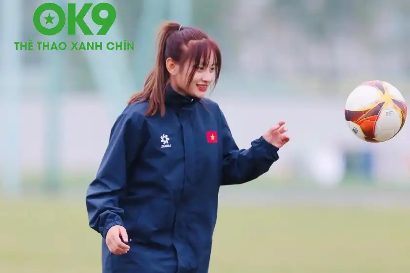 Lối chơi tỉnh táo cùng tinh thần cầu tiến giúp Hồng Yêu nổi bật giữa dàn sao trẻ U20 nữ Việt Nam Lối chơi tỉnh táo cùng tinh thần cầu tiến giúp Hồng Yêu nổi bật giữa dàn sao trẻ U20 nữ Việt Nam